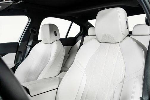 2025 BMW i5 xDrive40