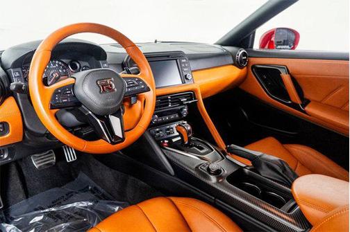 2017 Nissan GT-R Premium