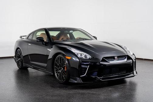 2021 Nissan GT-R Premium Dual-clutch 6-Speed Transmission