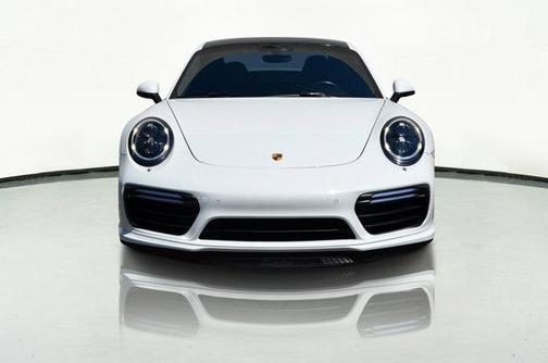 2017 Porsche 911 Turbo