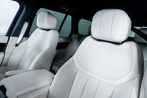 2025 Land Rover Range Rover P530 SE