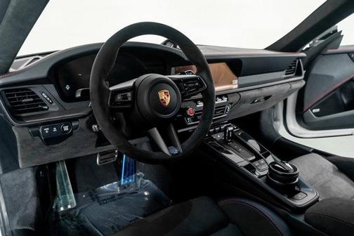 2026 Porsche 911 Carrera GTS