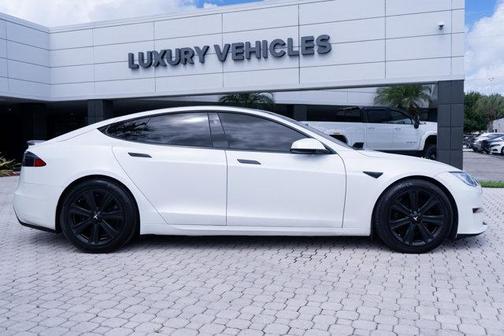 2022 Tesla Model S Dual Motor All-Wheel Drive