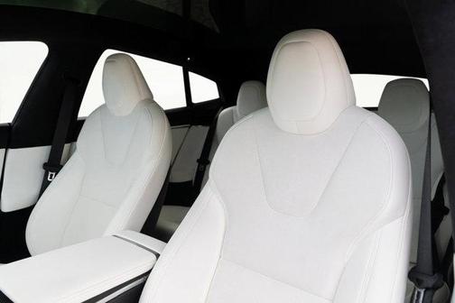 2022 Tesla Model S Dual Motor All-Wheel Drive