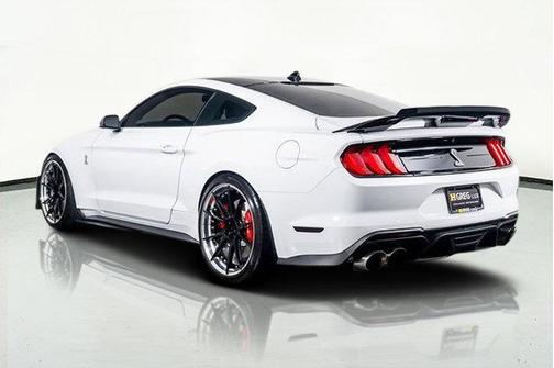 2020 Ford Shelby GT500 Base