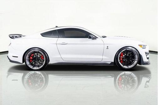 2020 Ford Shelby GT500 Base