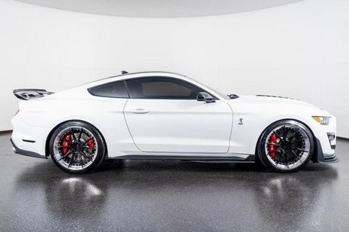 2020 Ford Shelby GT500 Base