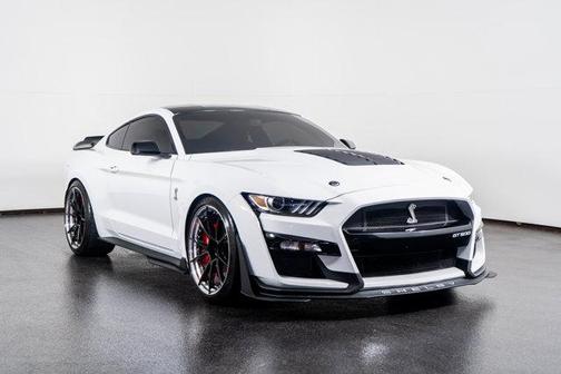 2020 Ford Shelby GT500 Base