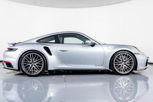 2022 Porsche 911 Turbo S