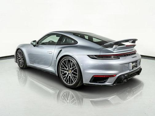 2022 Porsche 911 Turbo S