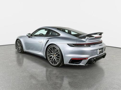 2022 Porsche 911 Turbo S