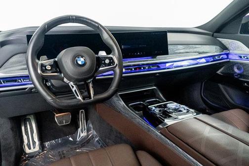 2024 BMW 760 xDrive