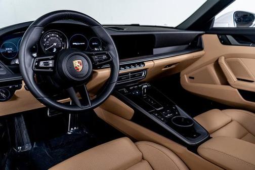 2024 Porsche 911 Carrera