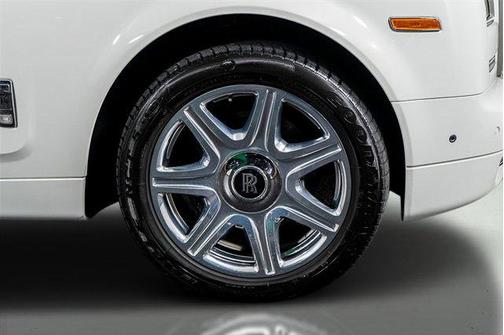 2016 Rolls-Royce Phantom Sedan