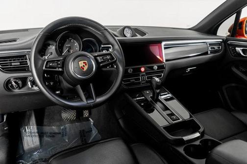 2024 Porsche Macan T
