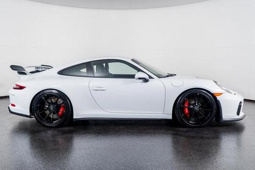 White 2018 Porsche 911 GT3