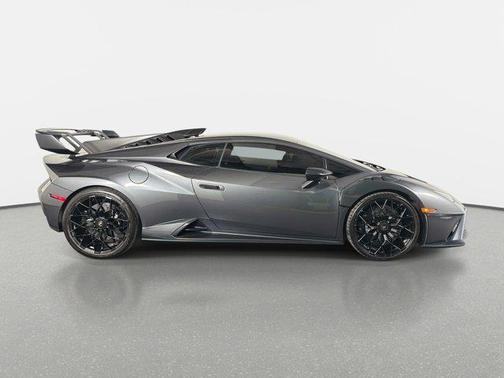2022 Lamborghini Huracan STO Coupe