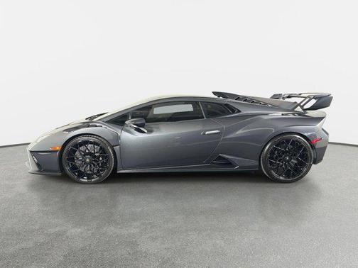 2022 Lamborghini Huracan STO Coupe