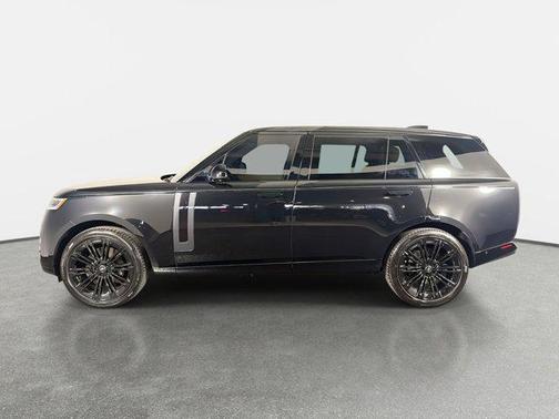 2025 Land Rover Range Rover P530 SE 7 Seat
