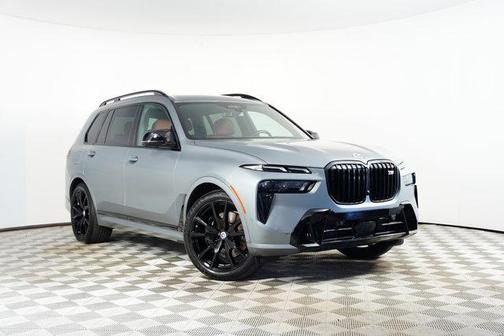 2023 BMW X7 M60i