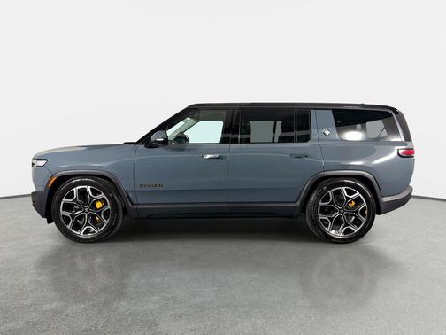 Blue 2026 Rivian R1S Tri Motor Max Pack