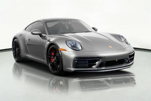 2024 Porsche 911 Carrera 4 GTS