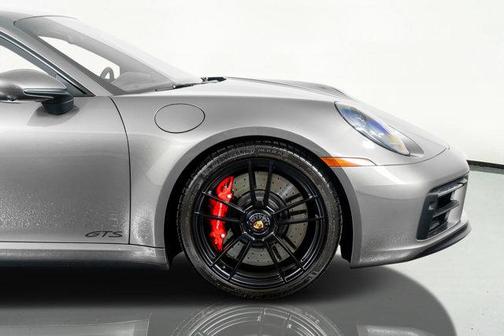 2024 Porsche 911 Carrera 4 GTS