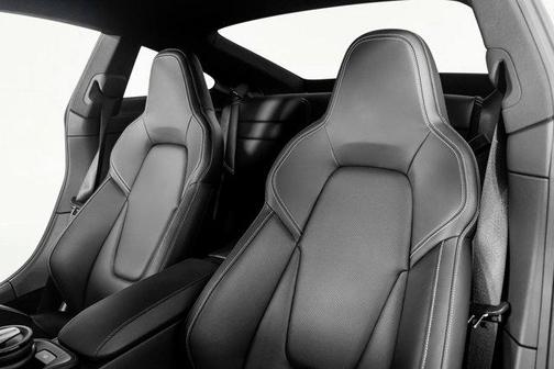 2024 Porsche 911 Carrera 4 GTS