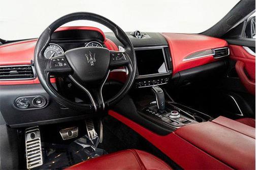 2022 Maserati Levante Modena