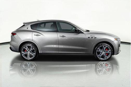 2022 Maserati Levante Modena