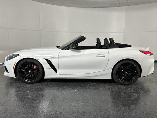 2025 BMW Z4 M40i