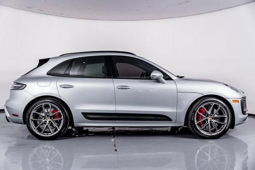 2024 Porsche Macan GTS