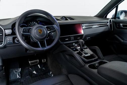 2022 Porsche Cayenne S