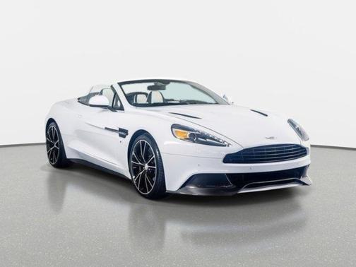 2017 Aston Martin Vanquish Volante S