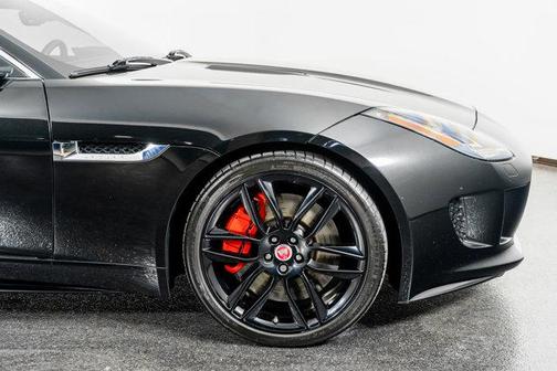 2015 Jaguar F-TYPE R