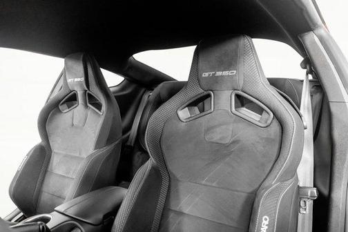 2018 Ford Shelby GT350 Base