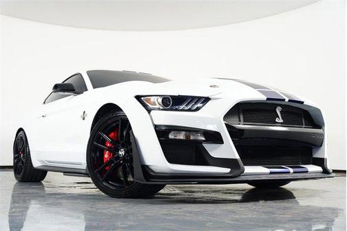 2020 Ford Shelby GT500 Base