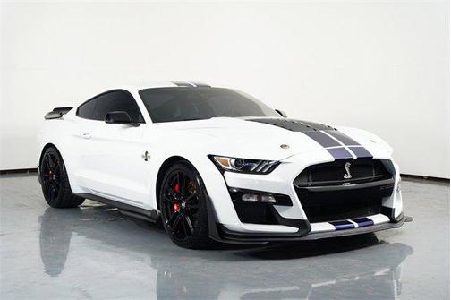 2020 Ford Shelby GT500 Base