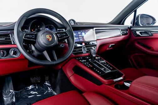 2024 Porsche Macan GTS