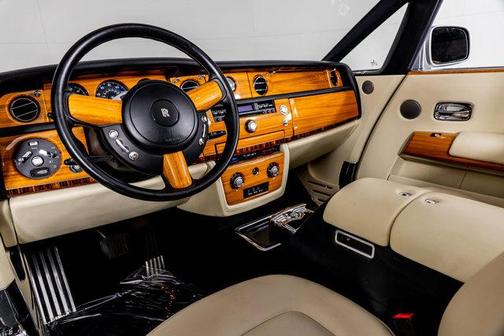 2011 Rolls-Royce Phantom Drophead Coupe