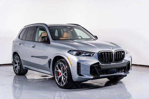 2025 BMW X5 M60i