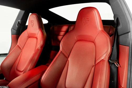 2023 Porsche 911 Carrera 4S