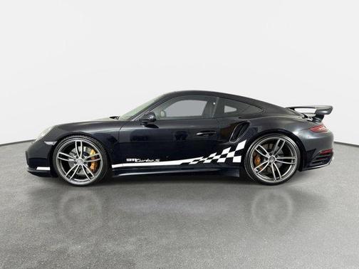 Jet Black Metallic 2018 Porsche 911 Turbo