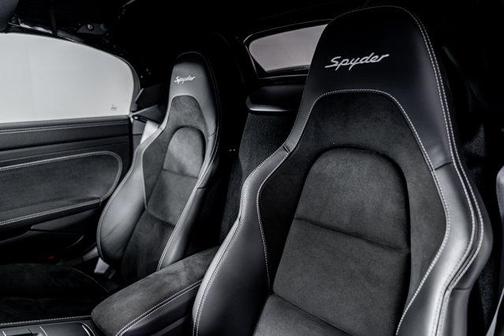 2022 Porsche 718 Spyder Base