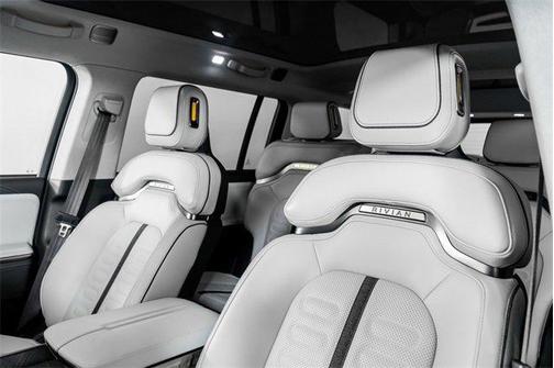 2024 Rivian R1S Adventure Quad Motor Large Pack