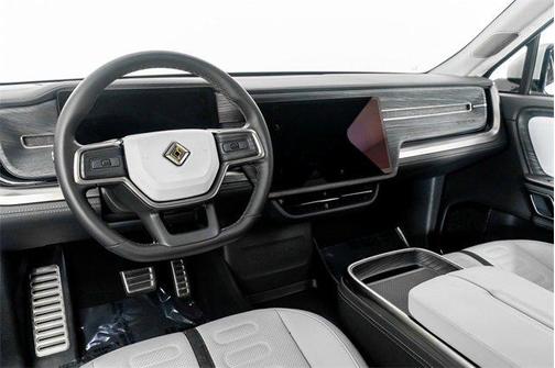 2024 Rivian R1S Adventure Quad Motor Large Pack