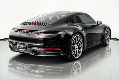 2024 Porsche 911 Carrera 4 GTS