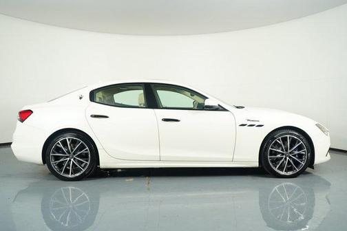 2022 Maserati Ghibli Modena