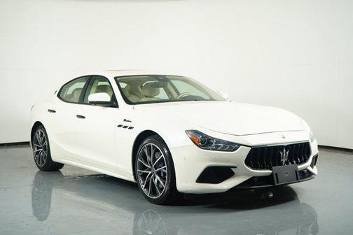 2022 Maserati Ghibli Modena