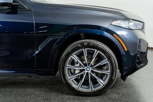 2025 BMW X6 xDrive40i